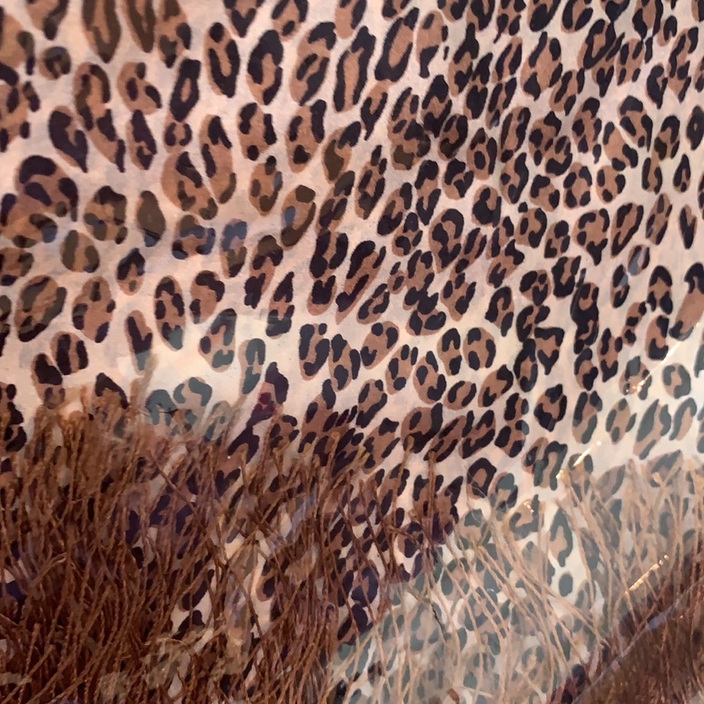 100% silk leopard scarf from China - Picture 3 of 4